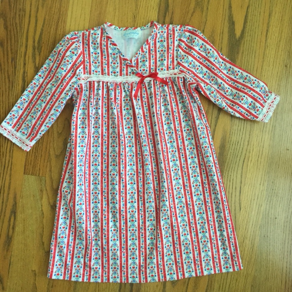 Lanz of Salzburg nightgown